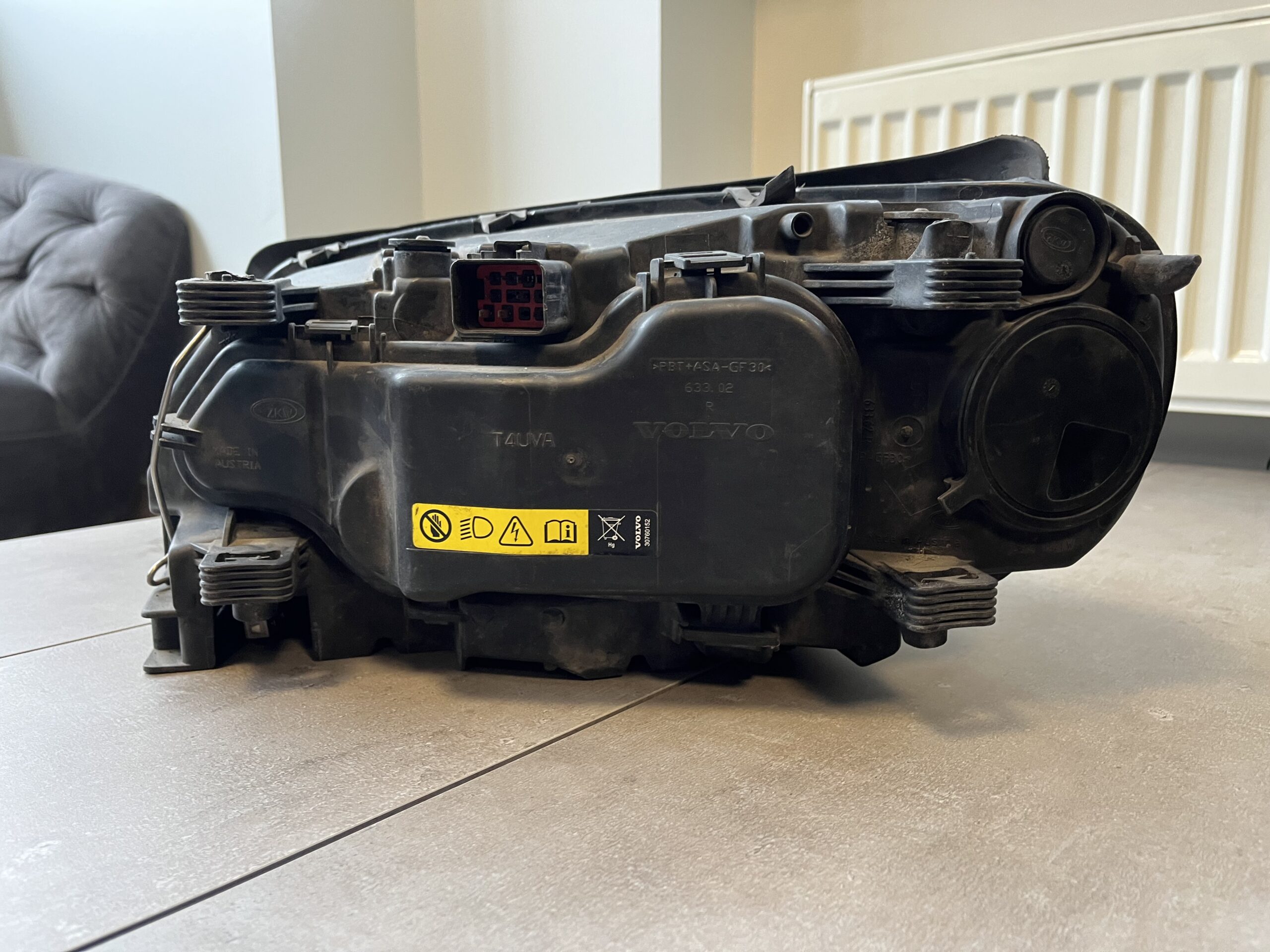 Kasutatud esituli parem xenon kurvituli P3 2007-2013 (31214169) - Image 4